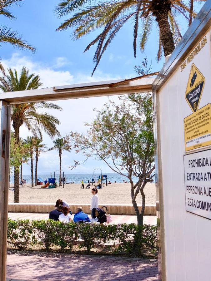 Seafront Penthouse Almeria Рокетас де Мар Екстериор снимка