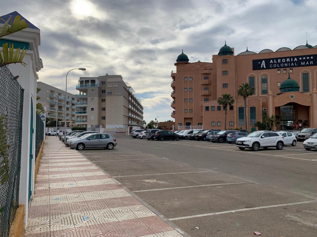 Seafront Penthouse Almeria Рокетас де Мар Екстериор снимка