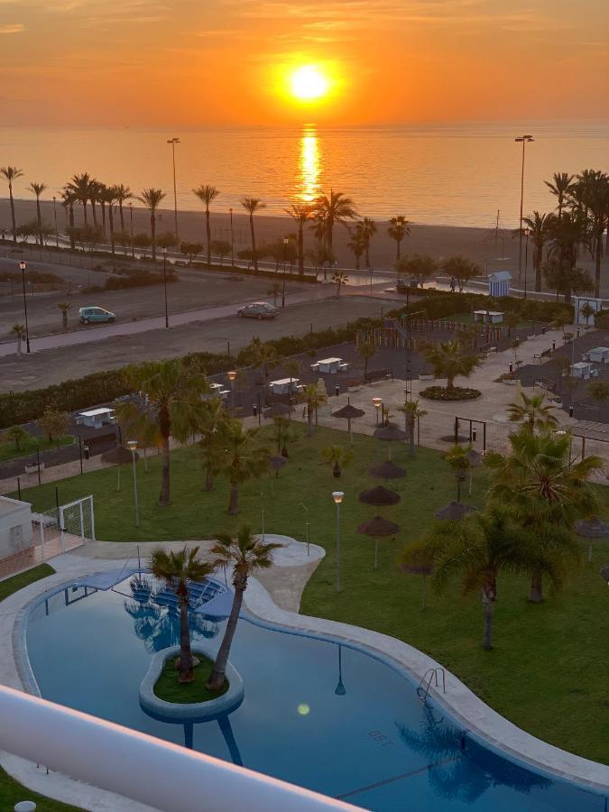 Seafront Penthouse Almeria Рокетас де Мар Екстериор снимка